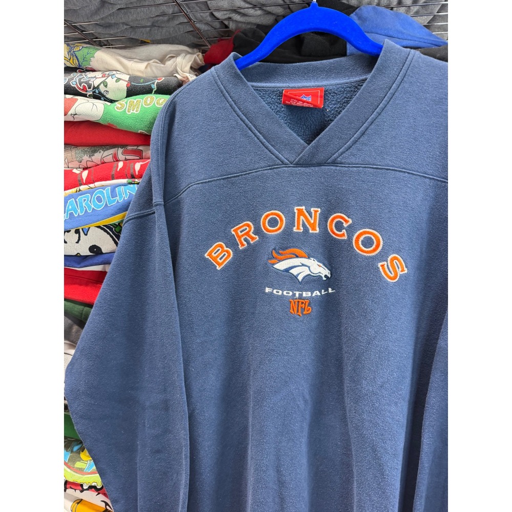 Vintage Denver Broncos NFL Football V-Neck Sweatshirt Navy Blue Mens XL